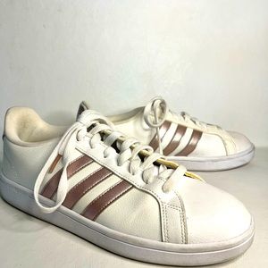 Adidas cloud foam white and rose gold. Size 10 good condition ladies shoes